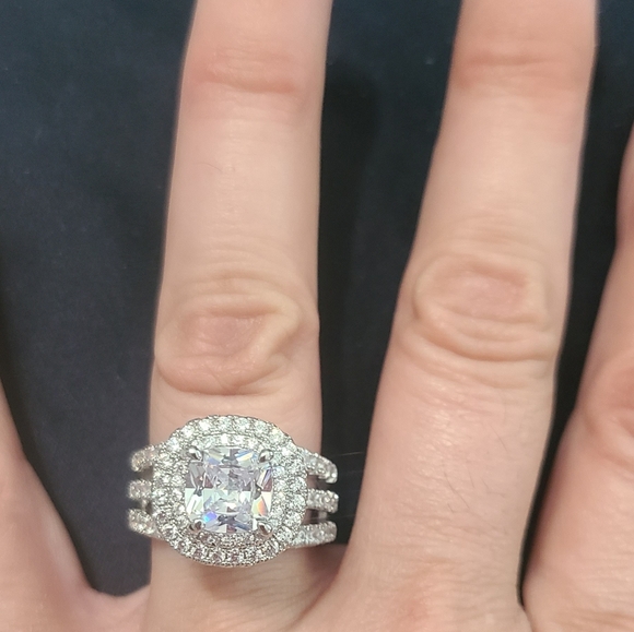 SOLD SOLD Halo Engagement Ring. S8 - Picture 4 of 5